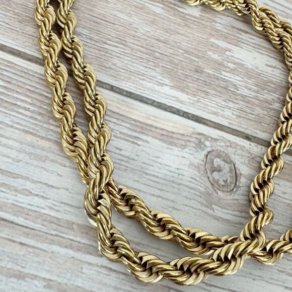 Avon Vintage Gold Tone Thick Chunky Rope Chain Necklace 24” - Picture 7 of 8